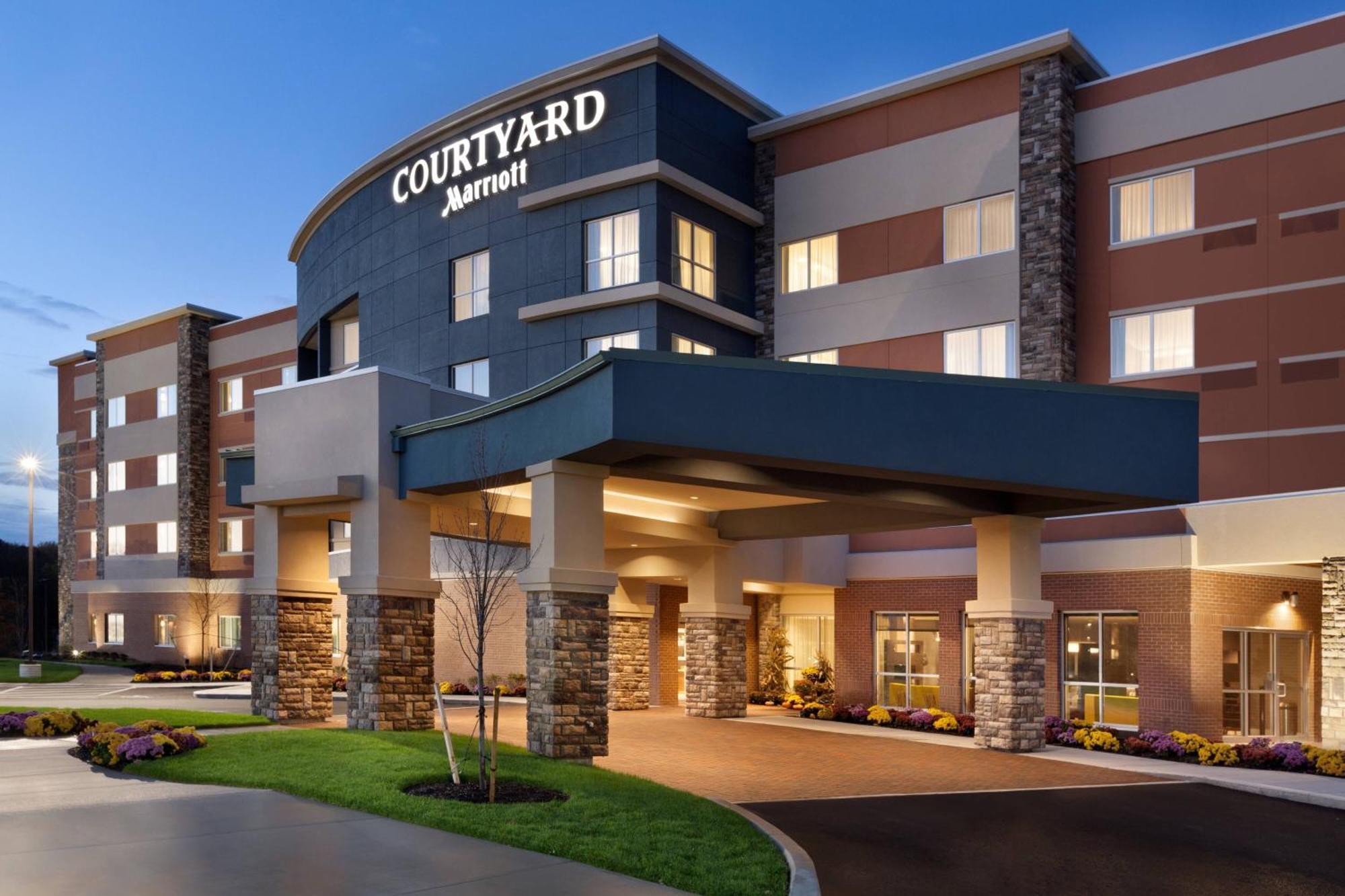 คอร์ตยาร์ด บอสตัน เดดแฮม/เวสด์วูด Hotel Westwood ภายนอก รูปภาพ