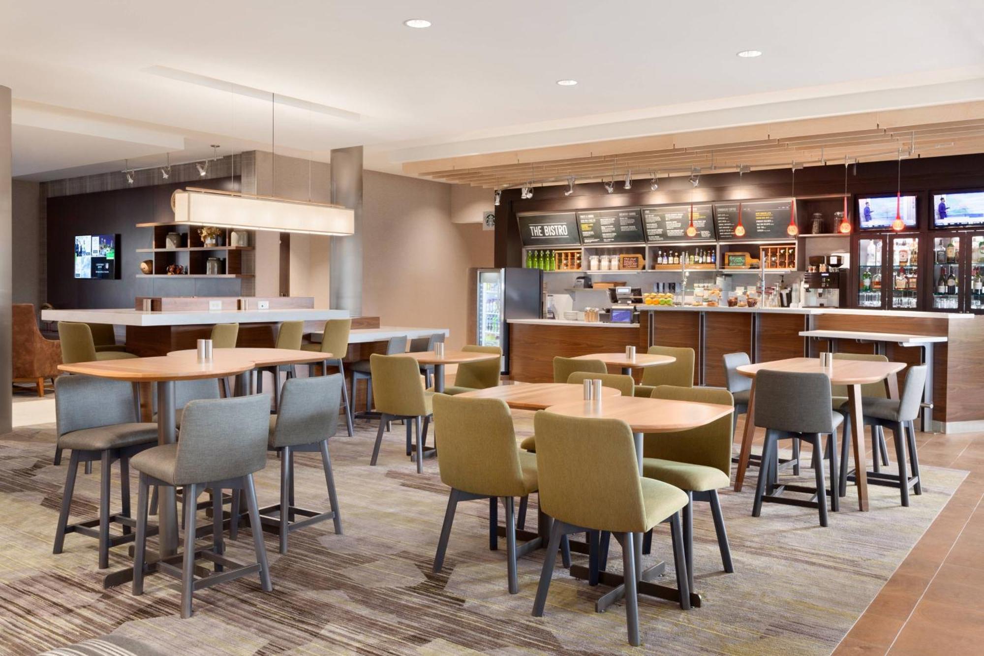คอร์ตยาร์ด บอสตัน เดดแฮม/เวสด์วูด Hotel Westwood ภายนอก รูปภาพ
